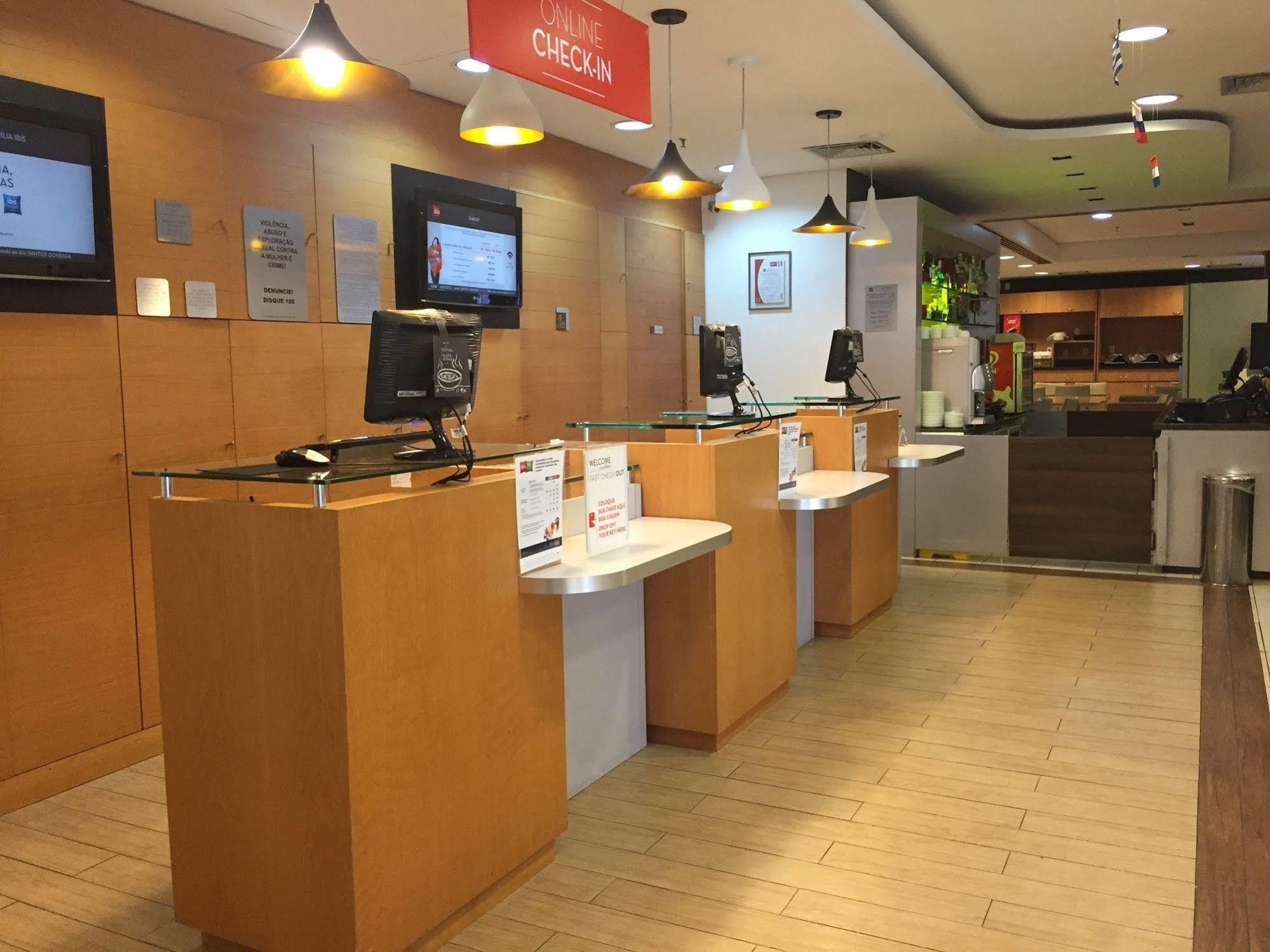 Hotel Ibis Gonzaga Santos (Sao Paulo)